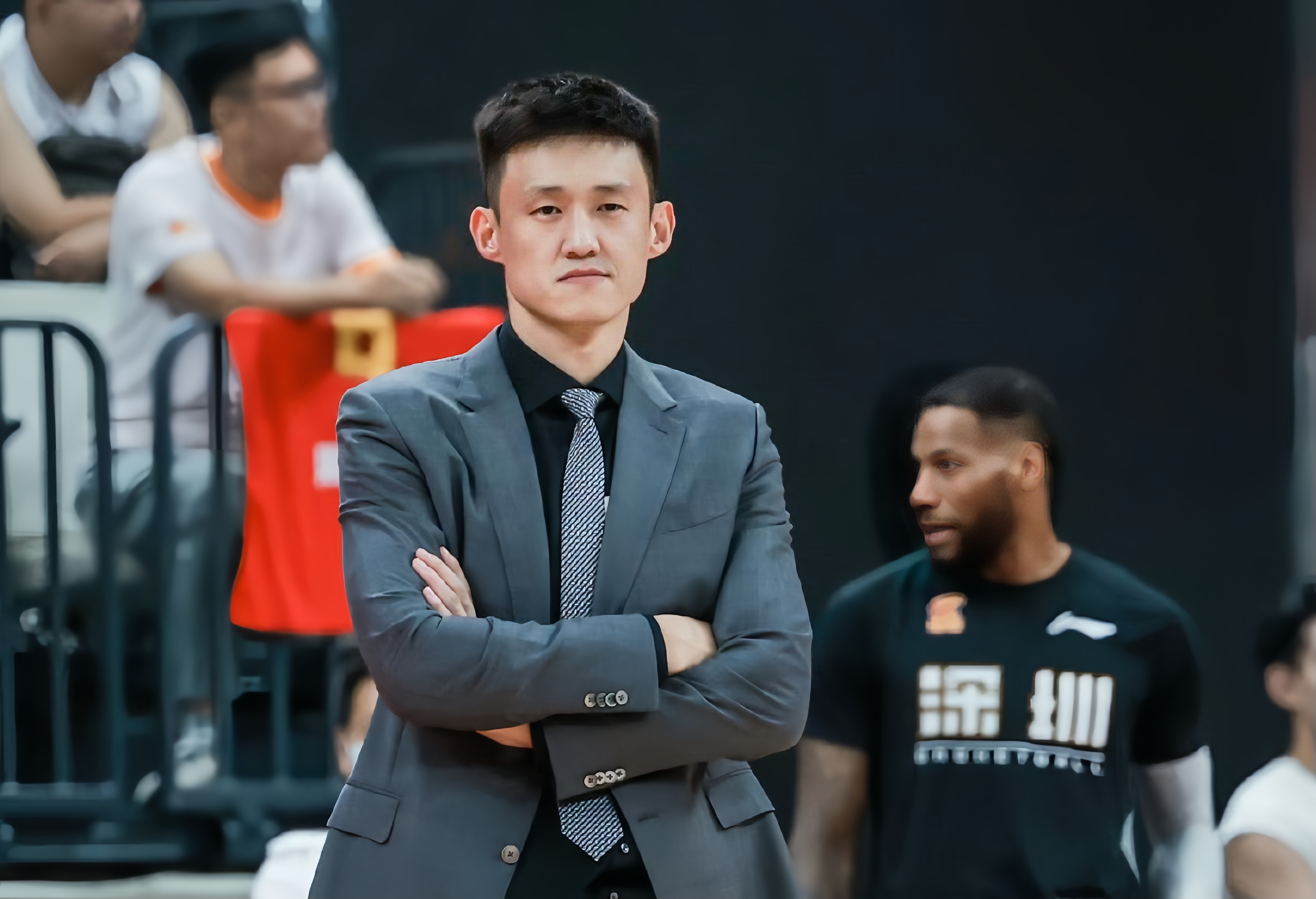 广州男篮客场失利，深圳队取得胜利