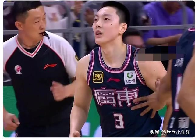 青岛对抗蚌埠：山东男篮面对同曦队势在必得