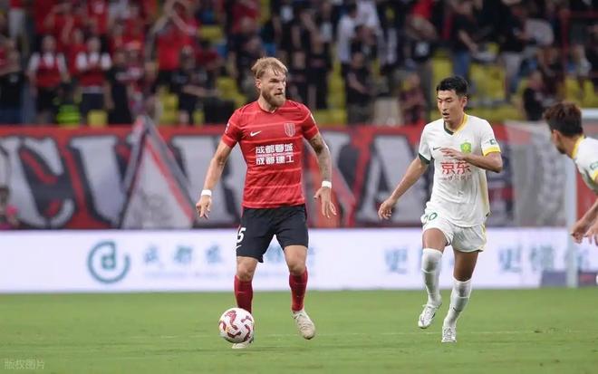 恒大胜国安，继续领头羊之位